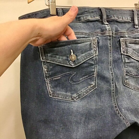 Silver Jeans 20 Elyse Slim Boot Cut Women’s Jeans Faux Flap Pockets Mid Rise - Picture 11 of 12